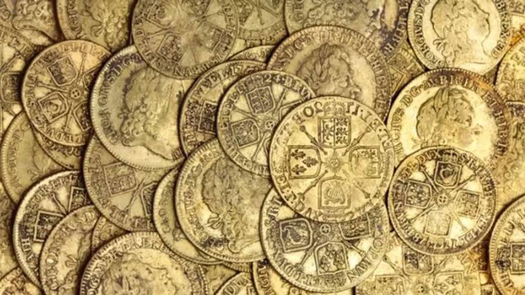 Mutfağı yenilemek isteyen çift havaya uçtu ama mutluluktan: Bir anda zengin oldular! 5